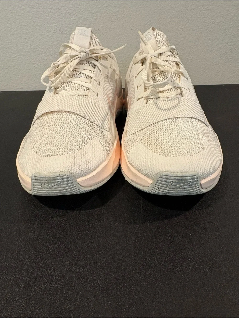 Nike MC Trainer 2 Sneaker Women’s Size 8 Ivory/Pink/Rose Shoes DM0824-104 - Picture 9 of 9